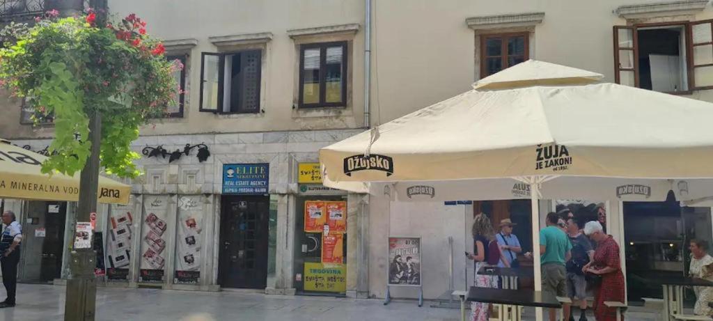Apartman Julija 1 Rijeka Extérieur photo